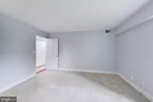 7661 Provincial Dr, McLean, VA 22102 - Photo 11