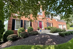 13908 Rock Brook Ct, Clifton, VA 20124 - Photo 3
