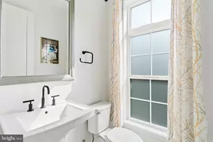 1773 Violet Ridge Pl, McLean, VA 22102 - Photo 23