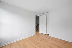 7998 Tyson Oaks Cir, Vienna, VA 22182 - Photo 13