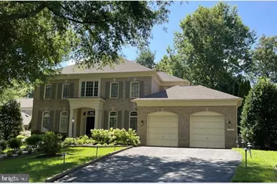 11081 Pelham Manor Place, Reston, VA 20194 - Photo 3