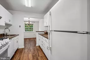 1935 Wilson Ln, McLean, VA 22102 - Photo 11
