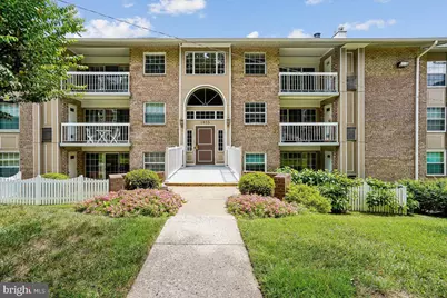 1935 Wilson Lane #304, McLean, VA 22102 - Photo 1