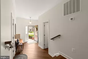 6258 Masefield Ct, Alexandria, VA 22304 - Photo 3