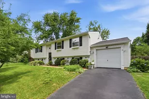 7021 Bedrock Rd, Alexandria, VA 22306 - Photo 1