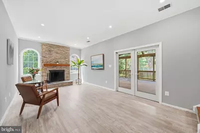 8518 Rehoboth Court, Vienna, VA 22182 - Photo 3