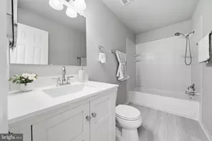 8518 Rehoboth Ct, Vienna, VA 22182 - Photo 11