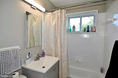 7025 Strathmore Street, Falls Church, VA 22042 - Photo 9