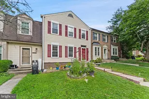 7925 Pebble Brook Ct, Springfield, VA 22153 - Photo 3