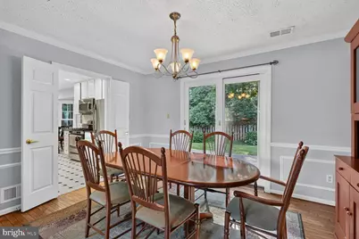 8000 Woodcroft Court, Dunn Loring, VA 22027 - Photo 5