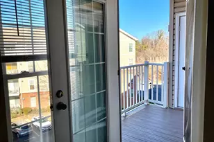 7011 Falls Reach Dr, Falls Church, VA 22046 - Photo 15