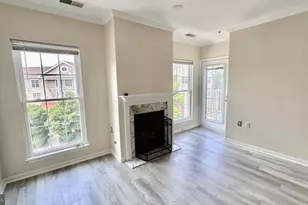 7011 Falls Reach Dr, Falls Church, VA 22046 - Photo 11