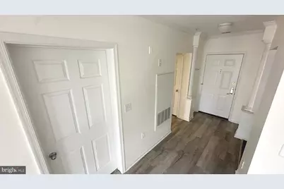 7011 Falls Reach Drive #310, Falls Church, VA 22046 - Photo 5