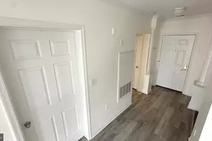 7011 Falls Reach Dr, Falls Church, VA 22046 - Photo 5