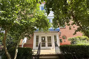 7011 Falls Reach Dr, Falls Church, VA 22046 - Photo 3