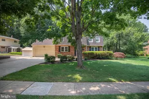 4836 Gainsborough Dr, Fairfax, VA 22032 - Photo 3