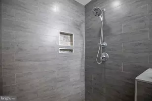 4836 Gainsborough Dr, Fairfax, VA 22032 - Photo 25