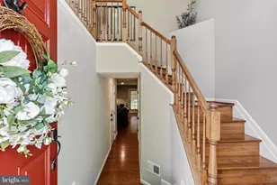 11432 Tiger Lily Ln, Fairfax, VA 22030 - Photo 5