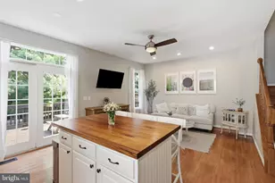 11432 Tiger Lily Ln, Fairfax, VA 22030 - Photo 19