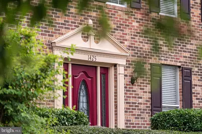 1425 Cellar Creek Way, Herndon, VA 20170 - Photo 9