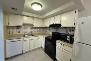 8766 Walutes Cir, Alexandria, VA 22309 - Photo 3