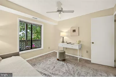 2316 Hunters Run Drive, Reston, VA 20191 - Photo 27
