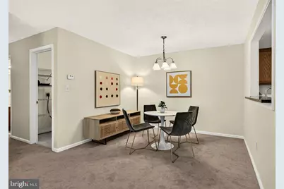 2316 Hunters Run Drive, Reston, VA 20191 - Photo 9