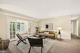 2316 Hunters Run Dr, Reston, VA 20191 - Photo 13