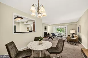 2316 Hunters Run Dr, Reston, VA 20191 - Photo 11
