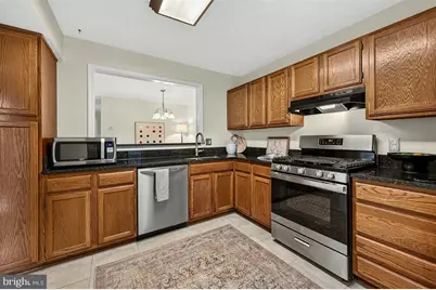 2316 Hunters Run Drive, Reston, VA 20191 - Photo 7