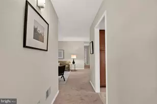 2316 Hunters Run Dr, Reston, VA 20191 - Photo 5