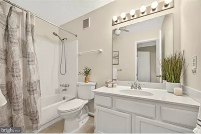 2316 Hunters Run Drive, Reston, VA 20191 - Photo 33