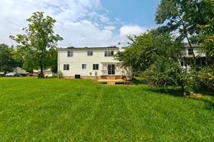 1705 Whitewood Ln, Herndon, VA 20170 - Photo 3