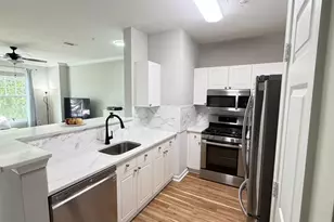 11353 Aristotle Dr, Fairfax, VA 22030 - Photo 9