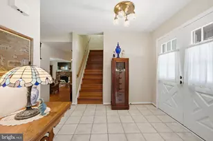 9711 Turnbuckle Dr, Burke, VA 22015 - Photo 7