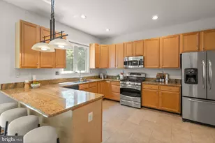 4201 Trumbo Ct, Fairfax, VA 22033 - Photo 9