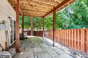 4201 Trumbo Ct, Fairfax, VA 22033 - Photo 31