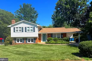 1703 Palm Springs Dr, Vienna, VA 22182 - Photo 1