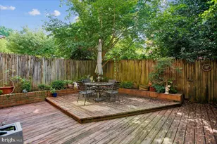 1403 McLean Mews Ct, McLean, VA 22101 - Photo 13