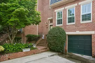 1403 McLean Mews Ct, McLean, VA 22101 - Photo 3