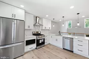 7559 Chrisland Cove, Falls Church, VA 22042 - Photo 3