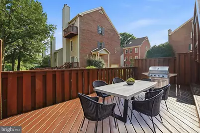 7559 Chrisland Cove, Falls Church, VA 22042 - Photo 9