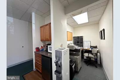 7002 Little River Turnpike #1D, Annandale, VA 22003 - Photo 5