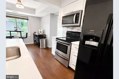 10200 Bushman Drive #104, Oakton, VA 22124 - Photo 9