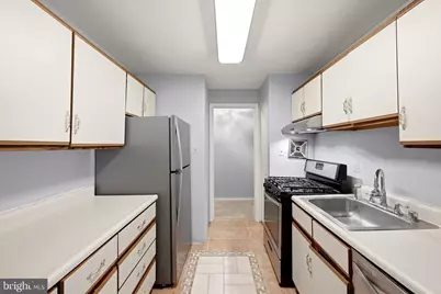 1914 Wilson #204, McLean, VA 22102 - Photo 11