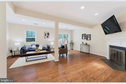 7934 Bubbling Brook Circle, Springfield, VA 22153 - Photo 23
