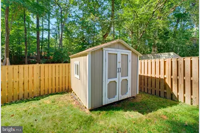7934 Bubbling Brook Circle, Springfield, VA 22153 - Photo 33