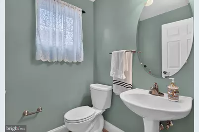6607 Thackwell Way #2203, Alexandria, VA 22315 - Photo 7