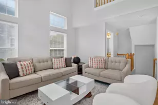 6607 Thackwell Way, Alexandria, VA 22315 - Photo 9