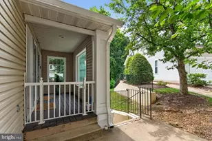 6607 Thackwell Way, Alexandria, VA 22315 - Photo 5